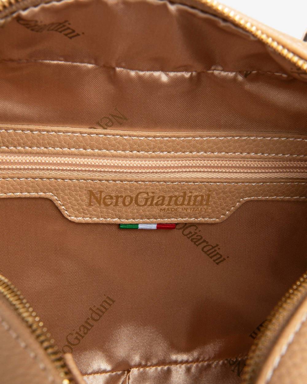 NeroGiardini Art. E443750D Qualità Garantita