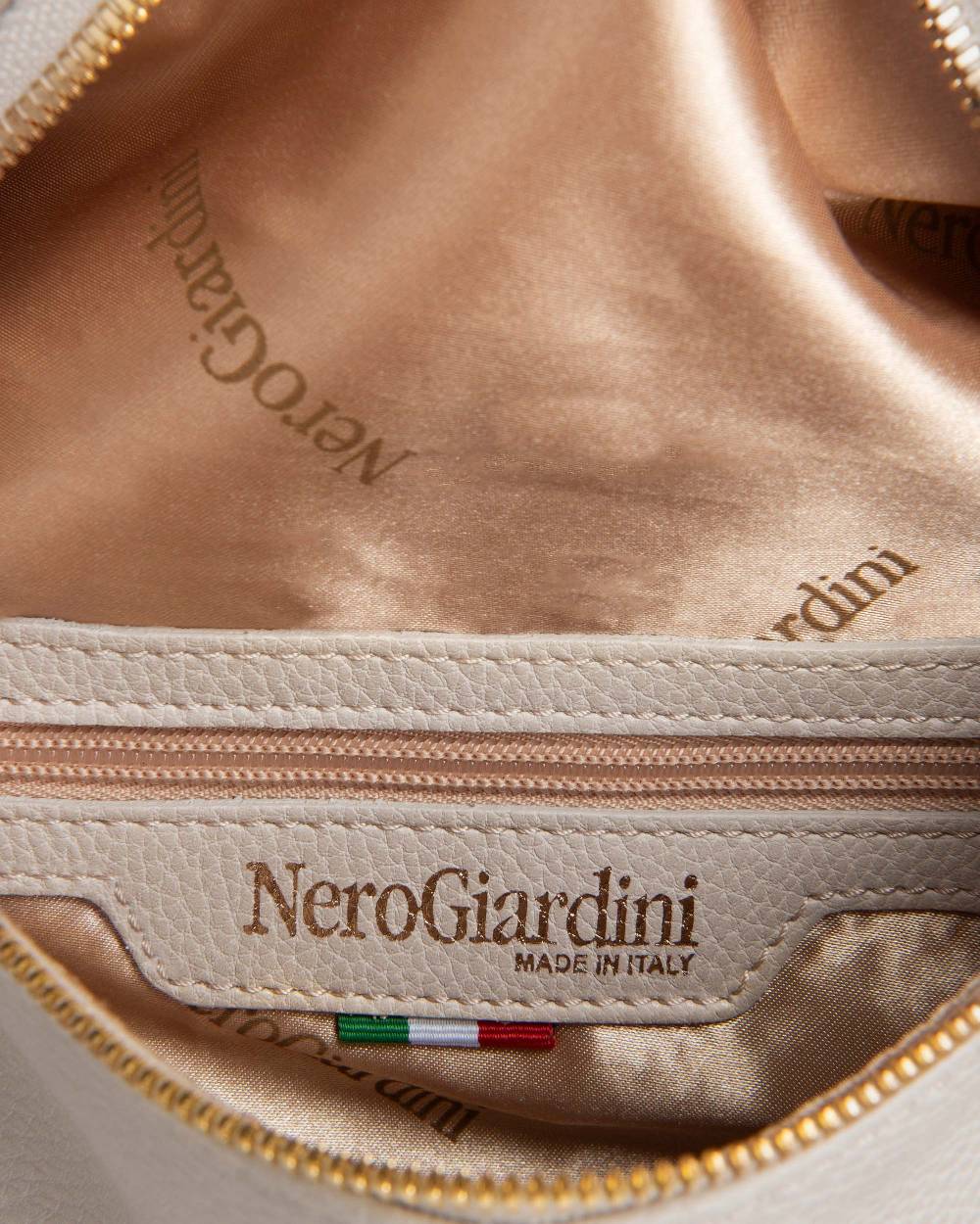 NeroGiardini Art. E443782D Offerta