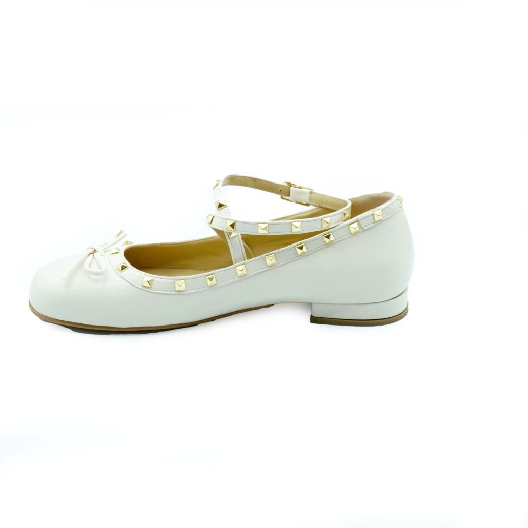 Lea Gu ballerina in nappa, allacciatura frontale alla caviglia con borchie, tacco 10 mm Nuova