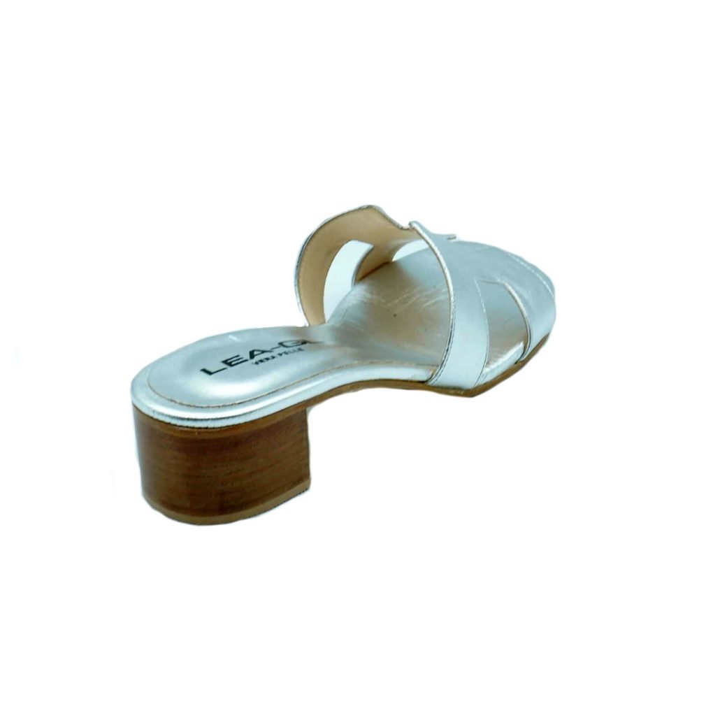 Lea Gu ciabattina in nappa laminata , fascia frontale, tacco 30mm Italia
