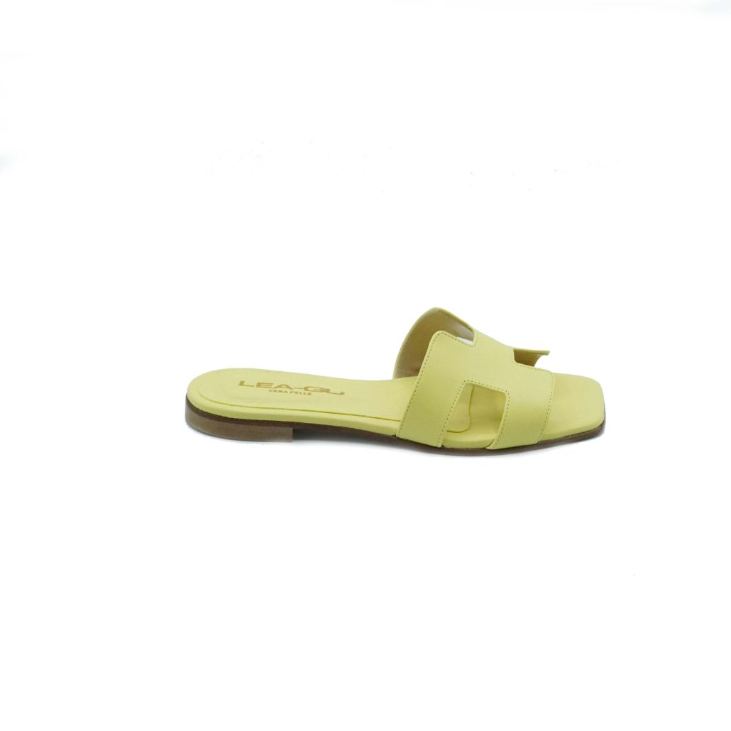 Lea Gu ciabattina in nappa, fascia frontale, punta quadrata, tacco 10mm Acquista Ora