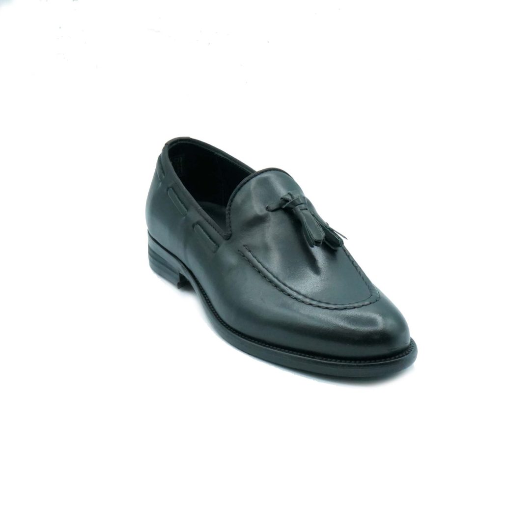 Lea Gu mocassino in vitello, nappine frontali, tacco 25mm Outlet