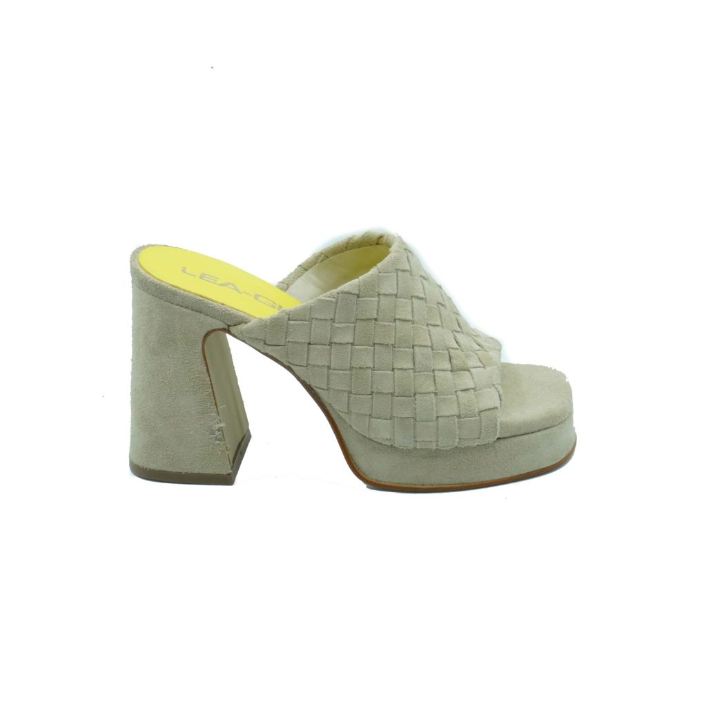 Lea Gu sabot in camoscio, fascia frontale intrecciata, tacco ricoperto 100mm plateau 20mm In Vendita