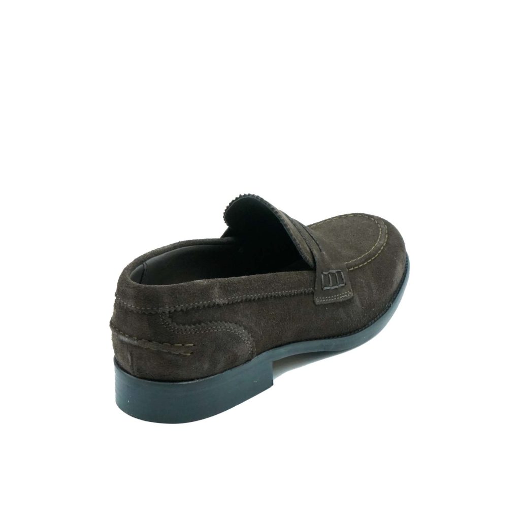 Lea Gu mocassino in camoscio, bocca di leone frontale, tacco 25mm Sottocosto