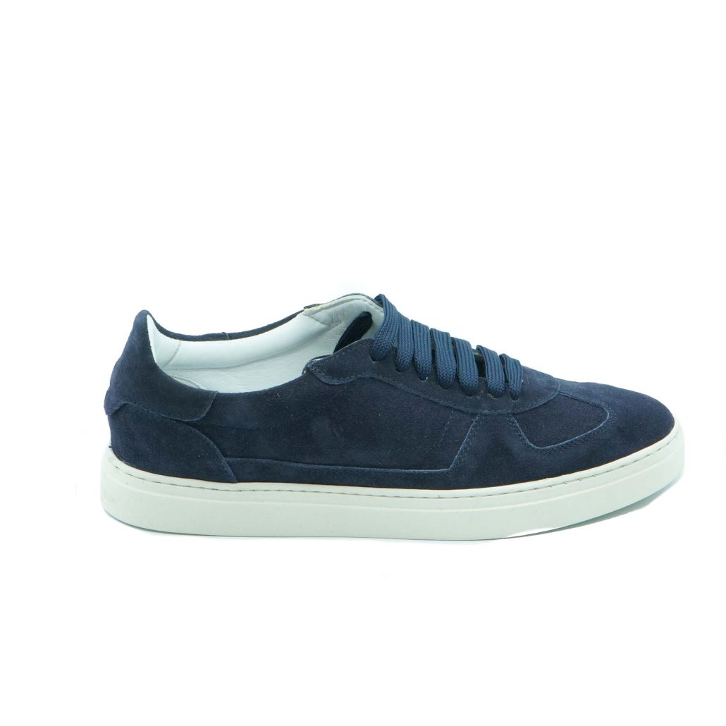 Lea Gu sneakers in camoscio, allacciatura frontale, fondo 30mm Negozio