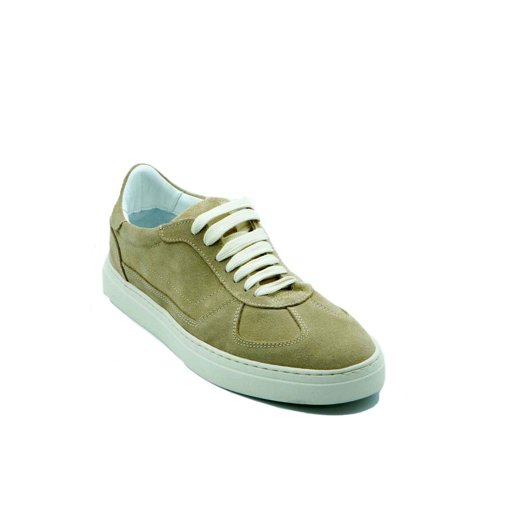 Lea Gu sneakers in camoscio, allacciatura frontale, fondo 30mm Negozio