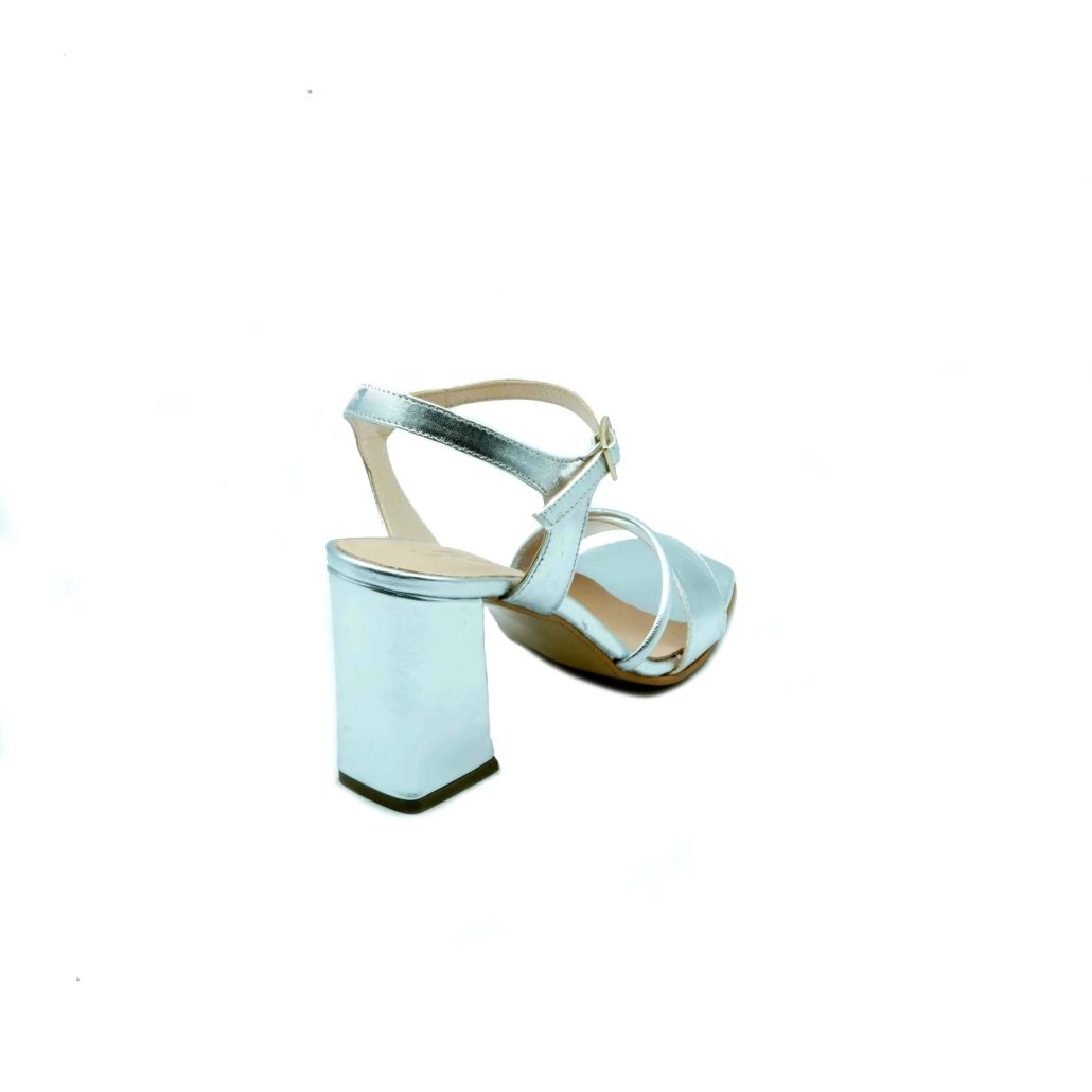 Lea Gu sandalo in nappa, doppia fascia frontale, punta quadrata, chiusura sul collo del piede, tacco ricoperto 80mm Nuova