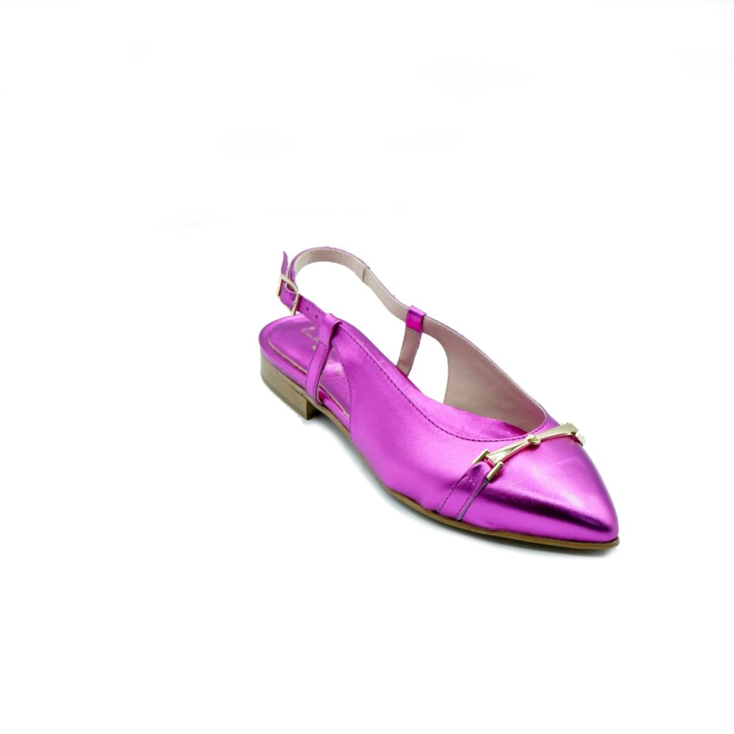 Lea Gu slingback in nappa laminata, accessorio frontale, tacco 10mm Fornitura limitata