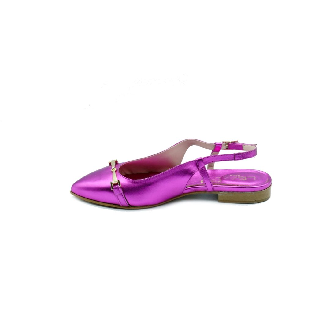 Lea Gu slingback in nappa laminata, accessorio frontale, tacco 10mm Fornitura limitata