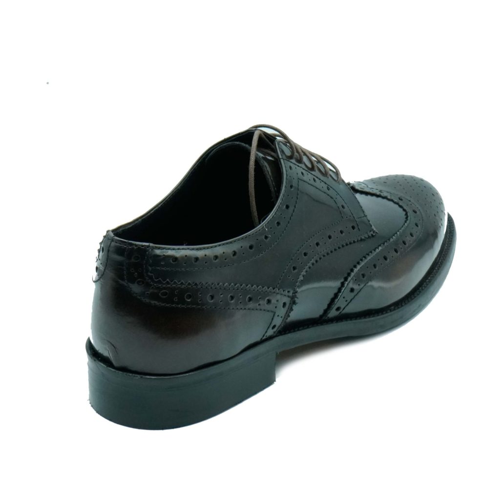 Lea Gu scarpa in vitello abrasivato, allacciatura frontale, lavorazione in punta, tacco 25mm Online