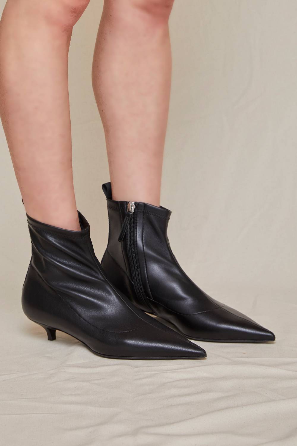 Kalliste K30 KITTEN HEEL BOOTS BLACK Saldi Di Fabbrica