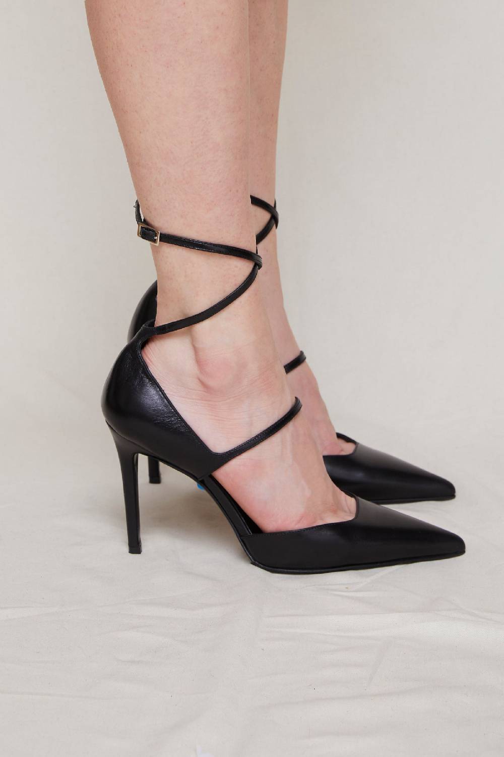 Kalliste K95 DÉCOLLETÉ BLACK Negozio