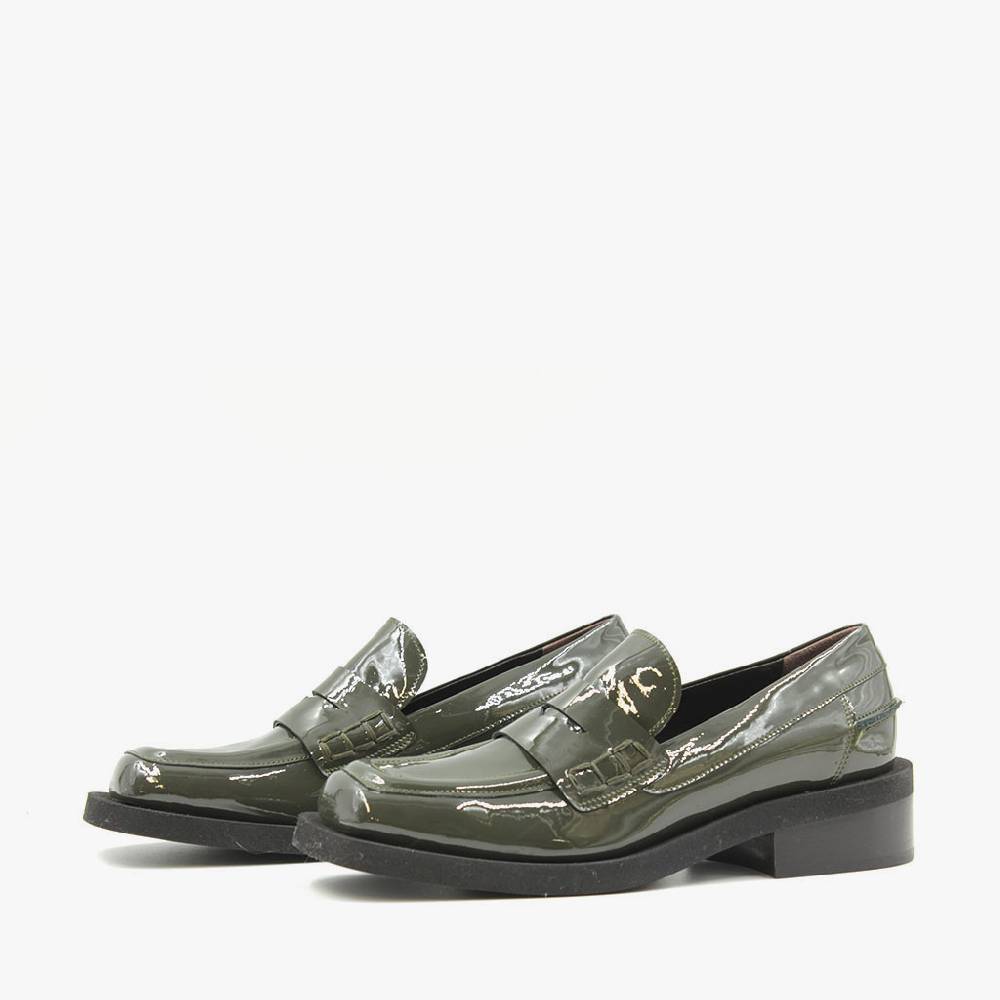 Laura Bellariva Mocassino in vernice verde militare Black Friday