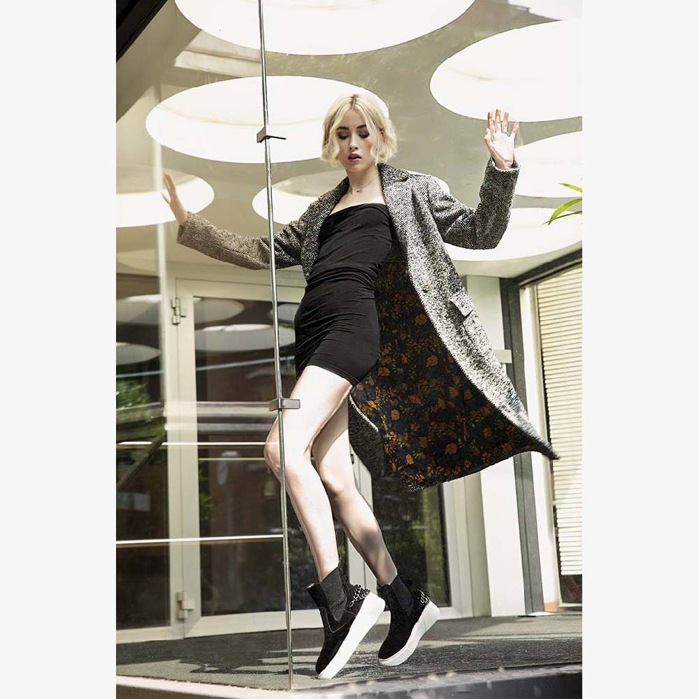 Laura Bellariva Urban chic tennis con catena Offerta Pasqua