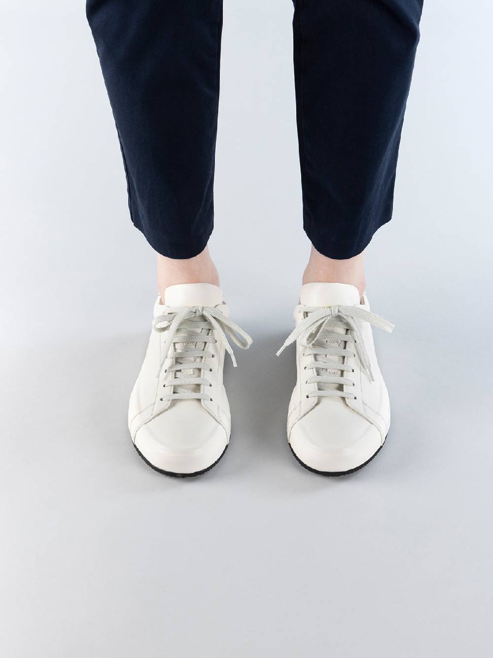 Officine Creative EASY 101 Sneakers Basse in Pelle Nera Cyber Monday