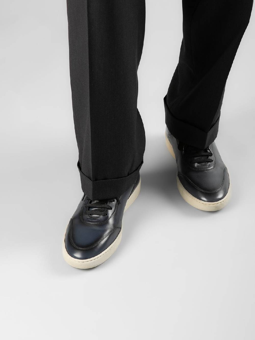Officine Creative KRIS LUX 001 Sneakers in Pelle Marrone Qualità