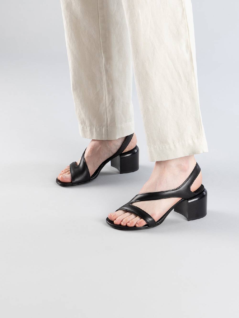 Officine Creative ETHEL 023 Sandali in Pelle Bianca Offerte