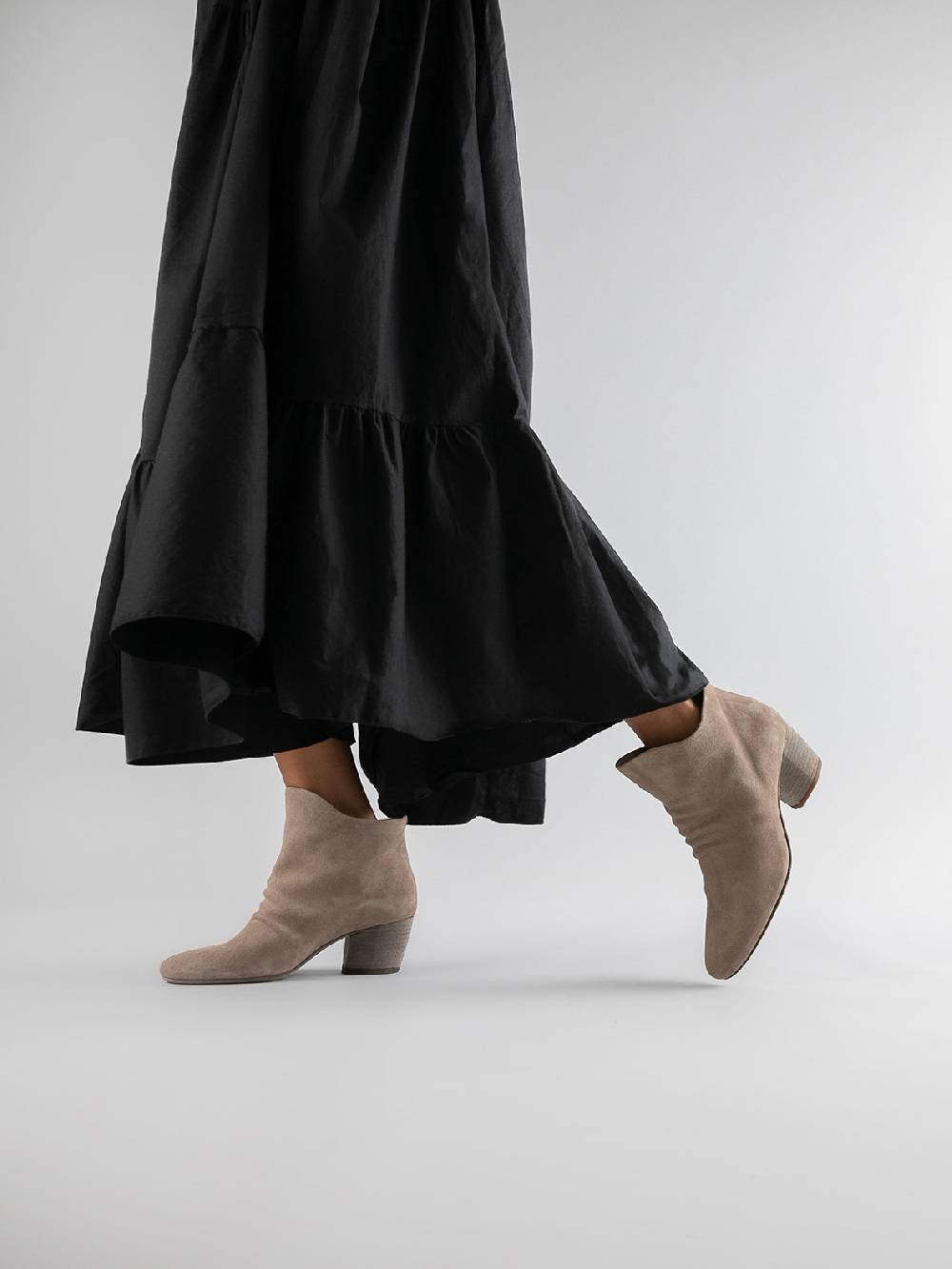 Officine Creative BETH 006 Stivaletti in Pelle Scamosciata Tortora Fino Al -60%