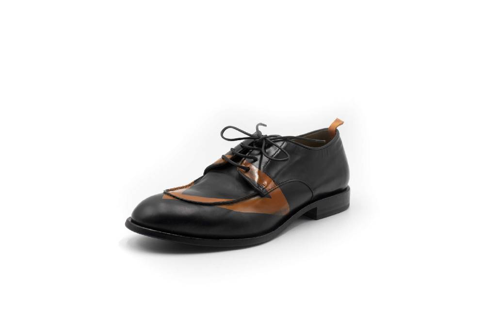 Openclosedshoes AKAMU 01 Pezzi Unici