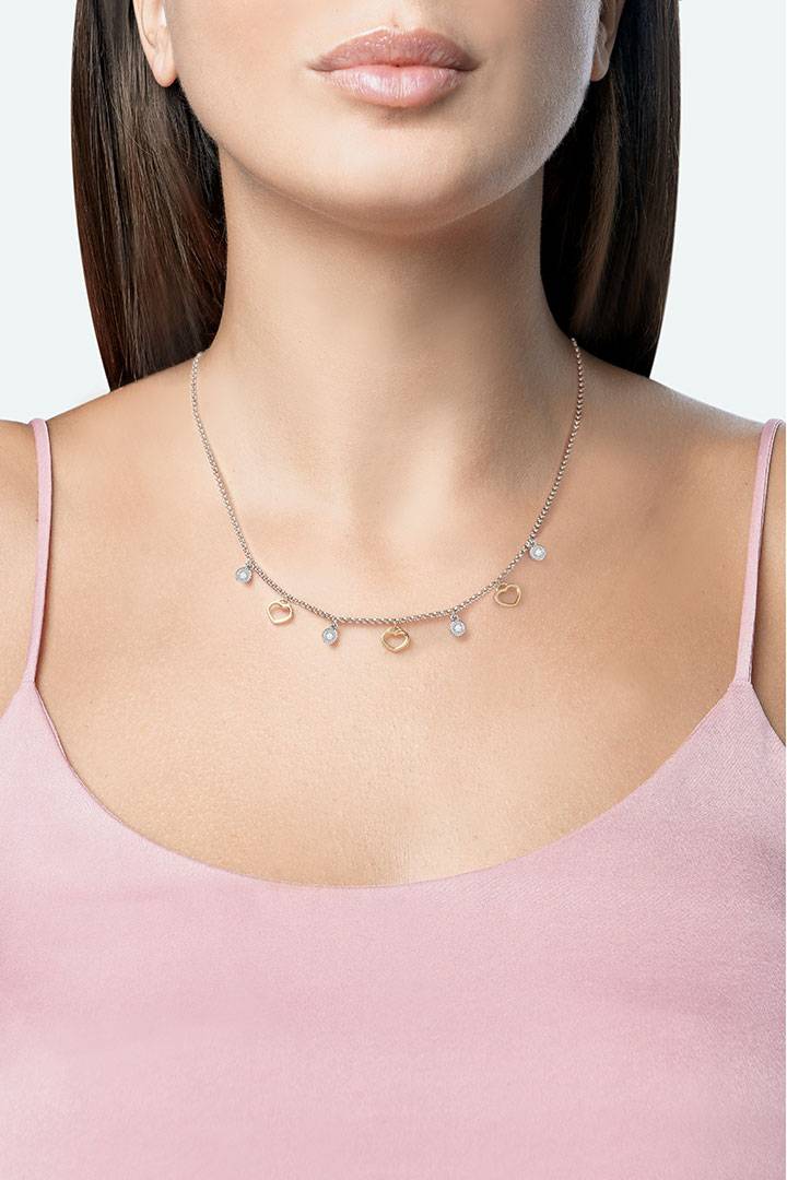 Opsobjects TWISTED collana con ciondoli Promozione