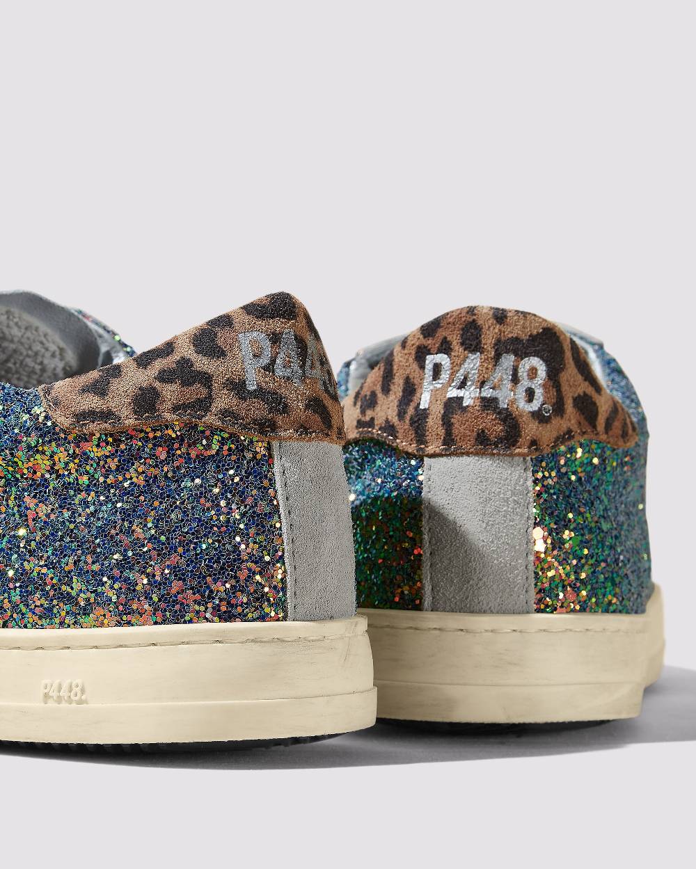 P448 John Multi/Glitter 2025