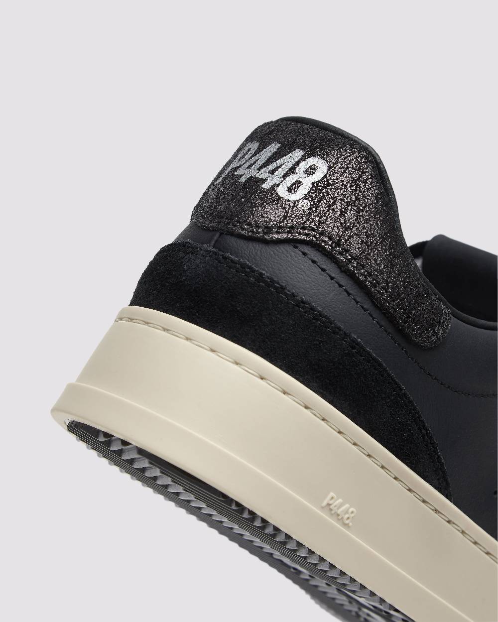 P448 Bali Smog/Black Qualità