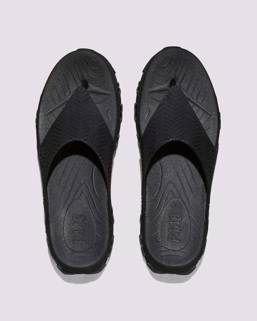 P448 Bondi Tux/Black Offerta