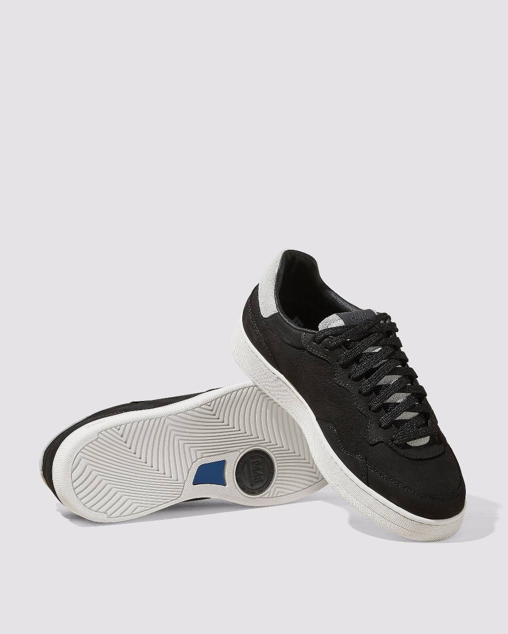 P448 Yam Black/Bianco Qualità Garantita