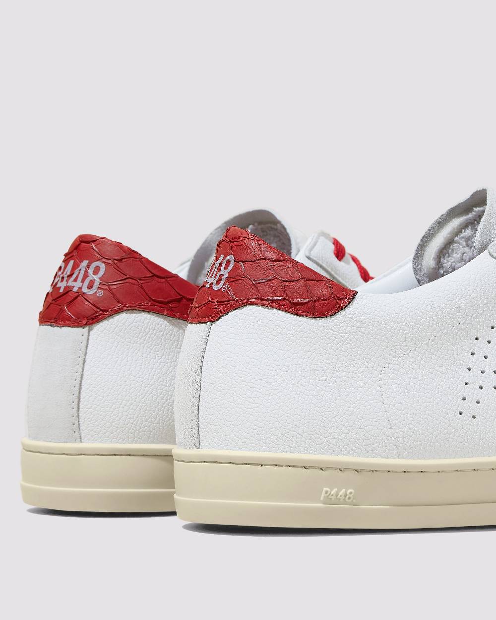 P448 John Carp/Red Offerte