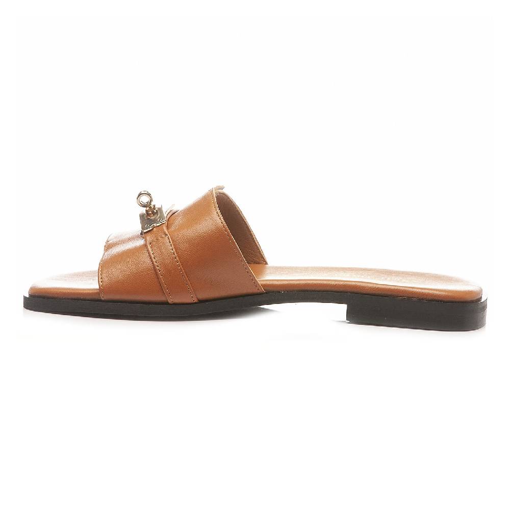 Saint Tropez Q01 Outlet