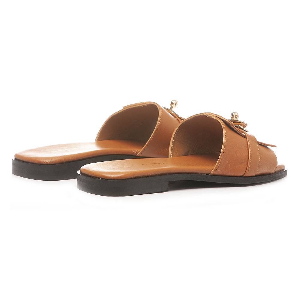 Saint Tropez Q01 Outlet