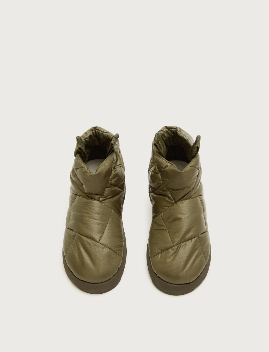 Piumestudio Quadrato Military 2025