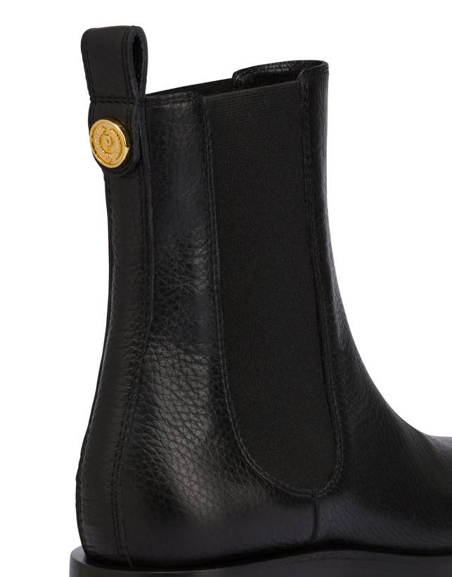 Pollini Beatles In Vitello Code Nero 2025