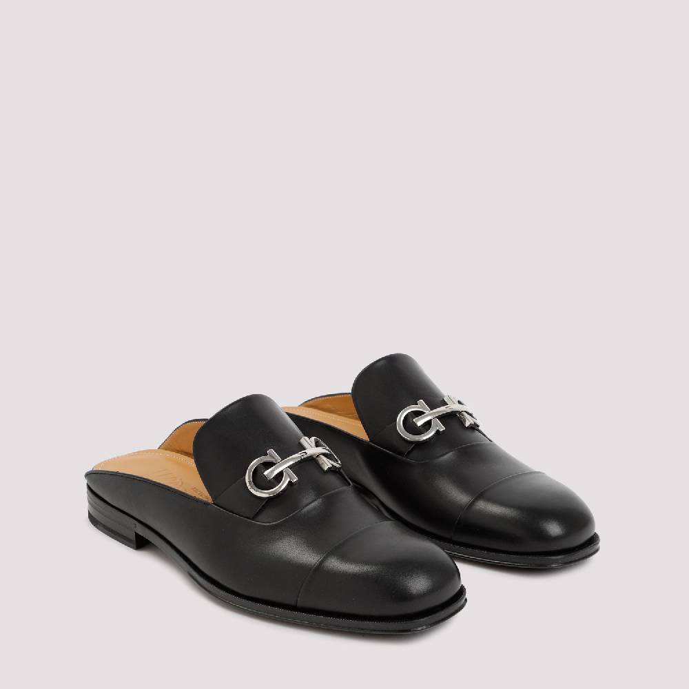 SALVATORE FERRAGAMO  Stivaletti Neri in Vitello Salvatore Ferragamo Uomo Fino Al -60%