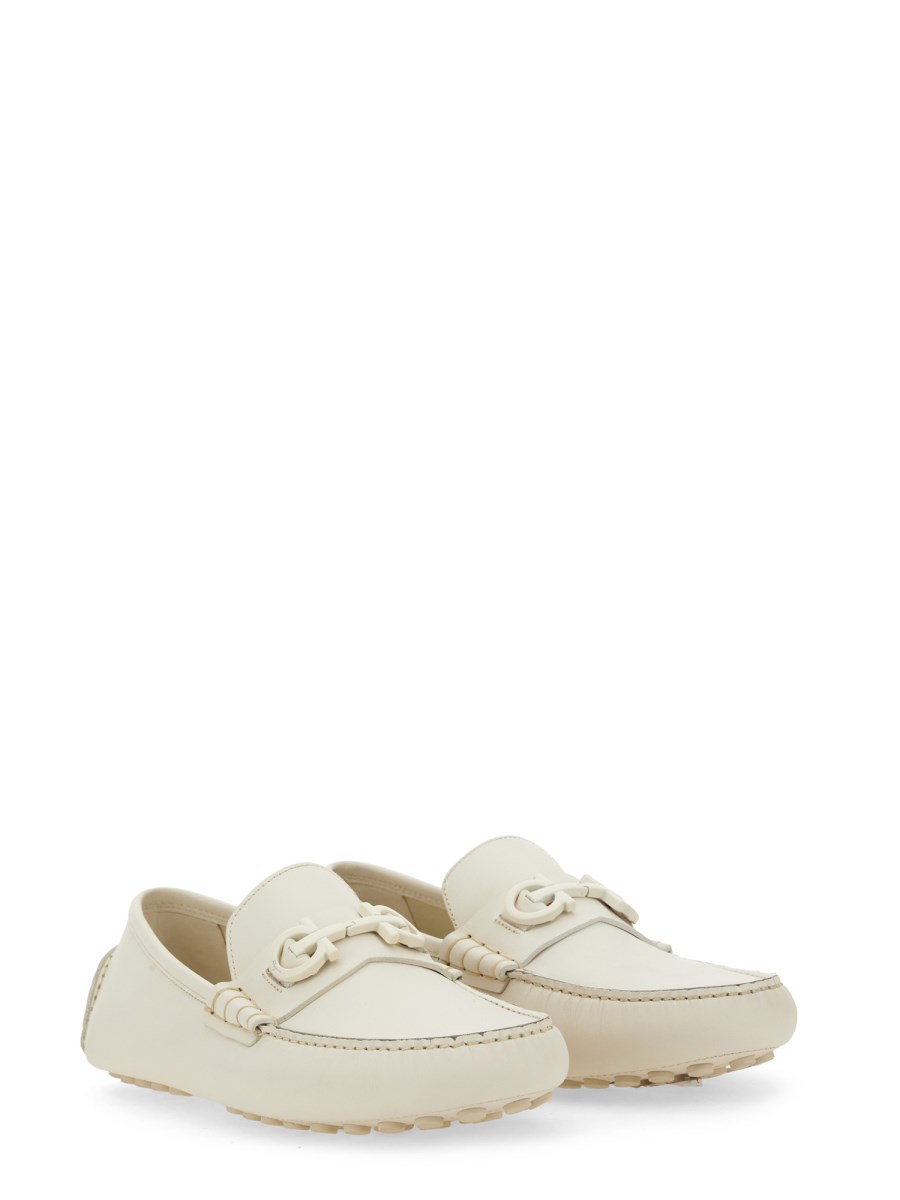 FERRAGAMO MOCASSINO CON ORNAMENTO GANCINI Promozione Limitata