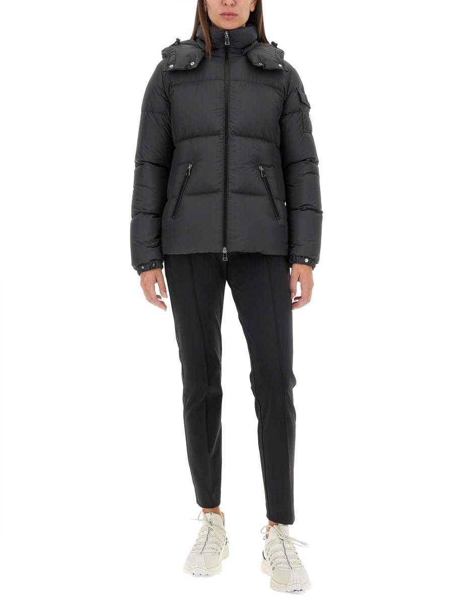 MONCLER GIACCA CORTA FOURMINES IN NYLON RICICLATO Affare Del Giorno
