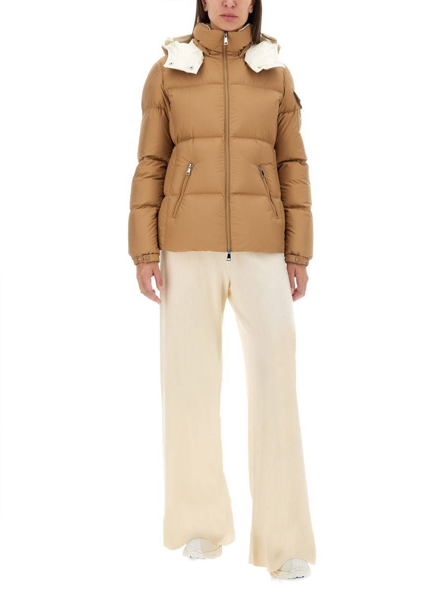 MONCLER GIACCA CORTA FOURMINES IN NYLON RICICLATO Prezzo Ridotto