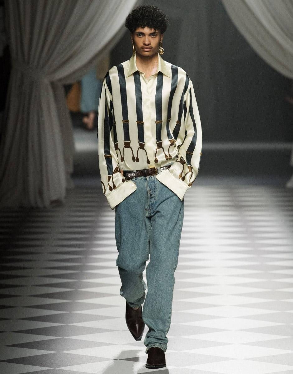 Love Moschino Camicia in raso Suspenders Print Vendita Calda