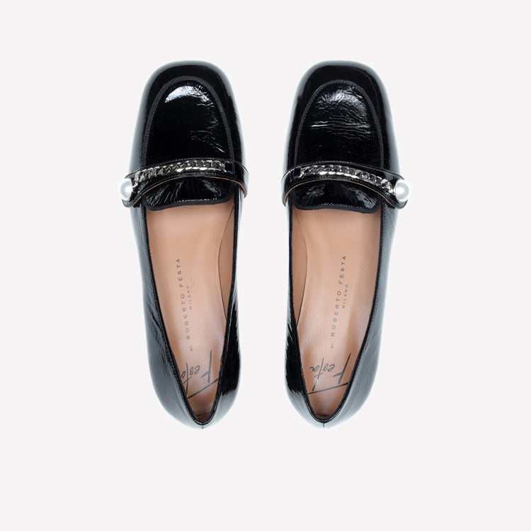 Roberto Festa MOCASSINO IN VERNICE NERA CON ACCESSORIO CATENA ARGENTO DODI Offerte