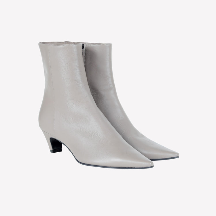 Roberto Festa ANKLE BOOT IN AGNELLO SAMY 2025