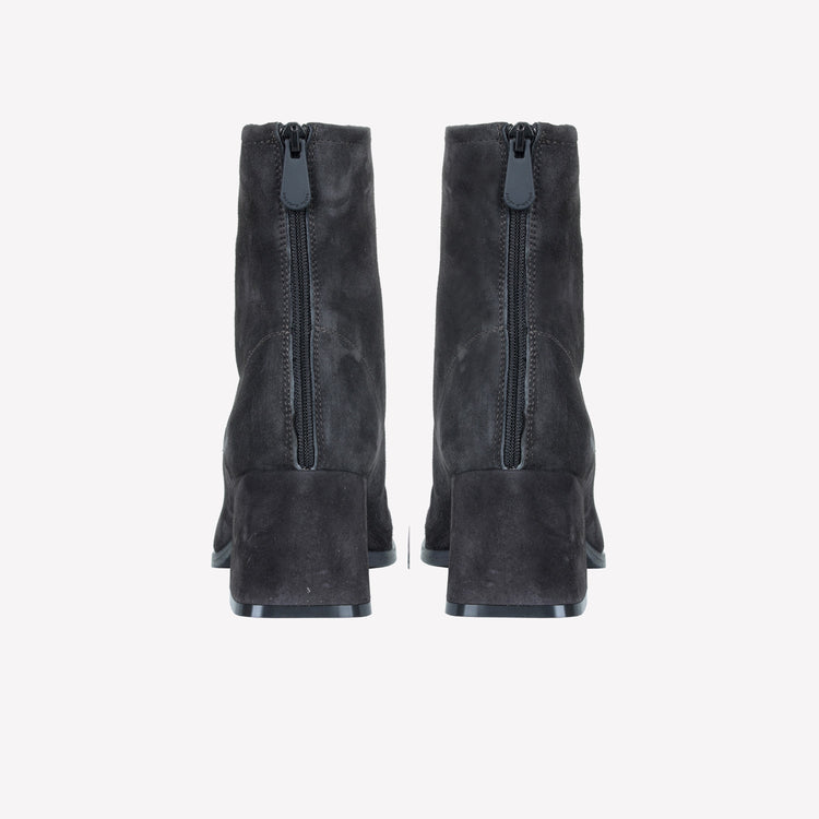 Roberto Festa ANKLE BOOT IN CAMOSCIO ASFALTO YLARIA In Linea
