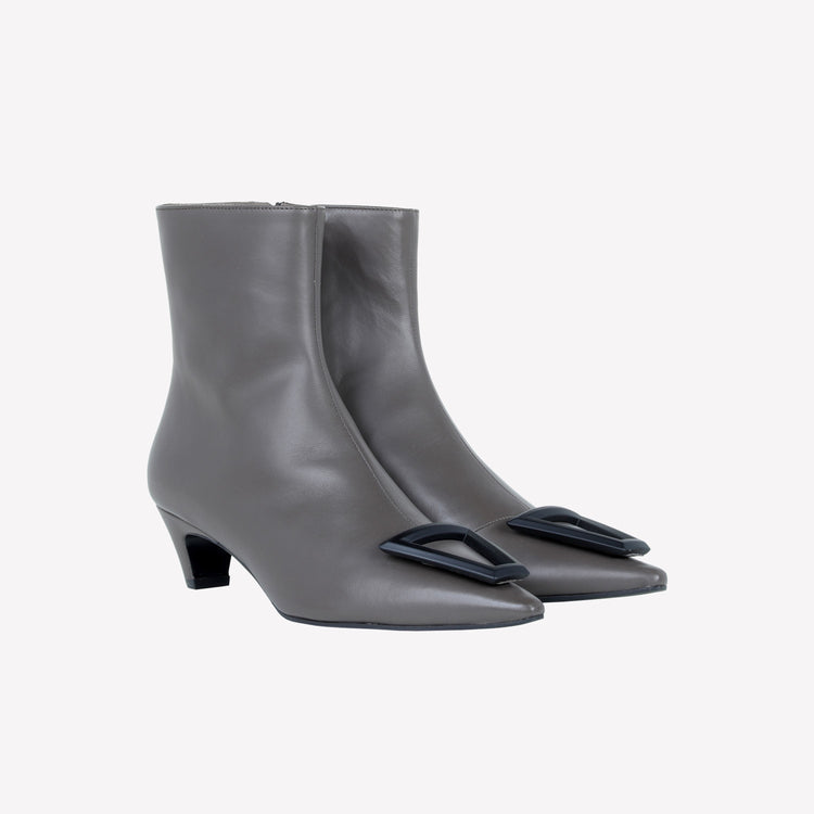 Roberto Festa Ankle boot in agnello con dettaglio in metallo opaco Lissy Nuovo