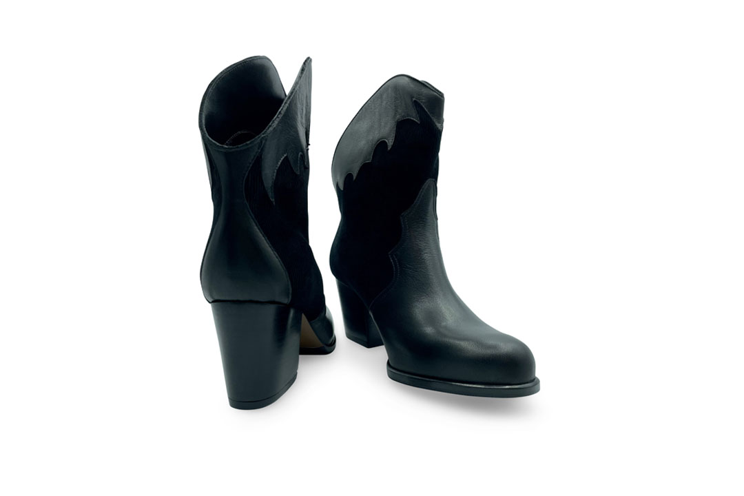 Rose'S Roses Fleur de Lys Offerta