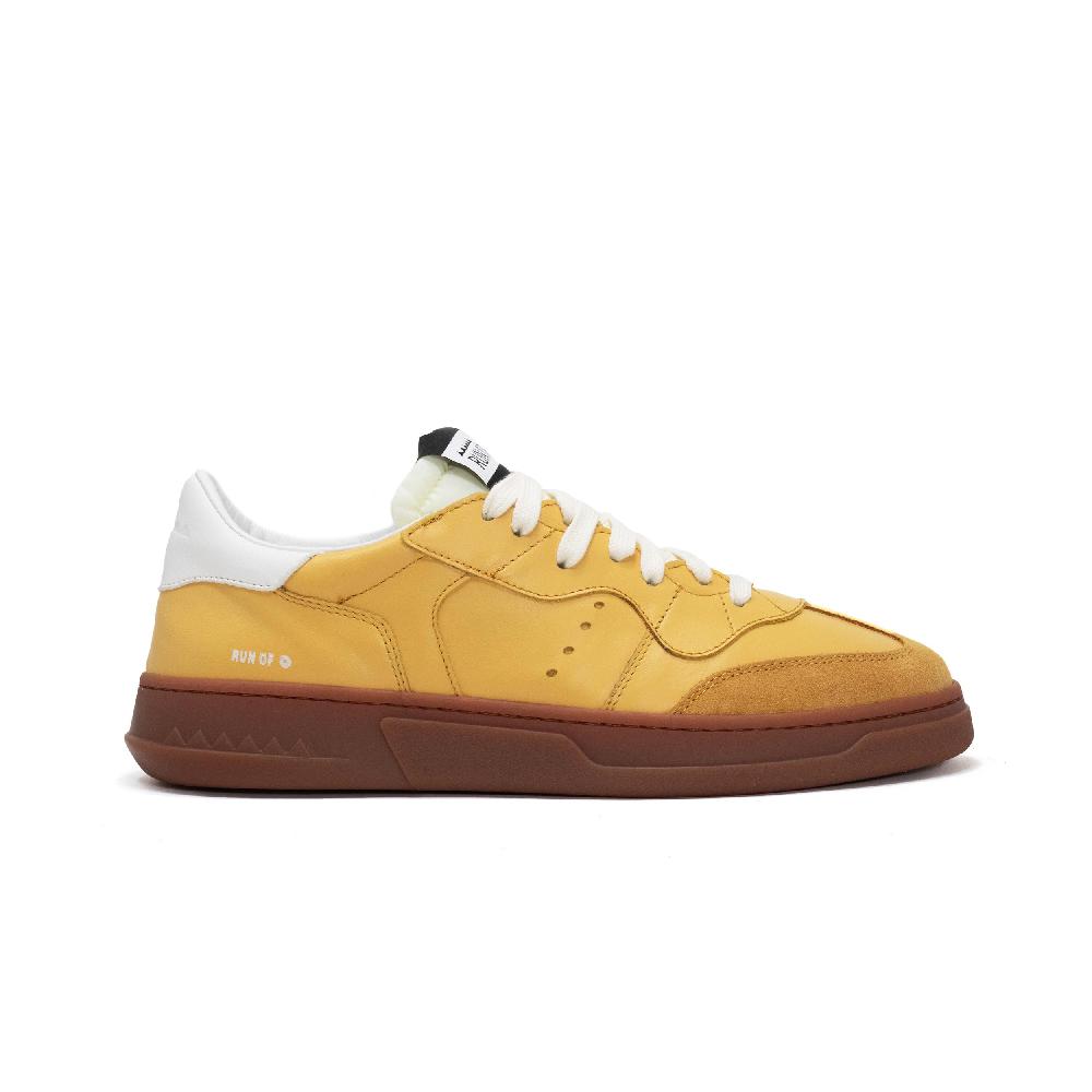 RUN OF George sneakers in pelle gialla con talloncino in pelle bianca Offerta