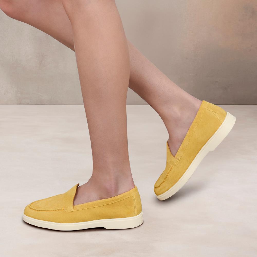 Santoni Mocassino da donna in suede giallo Shopping Online