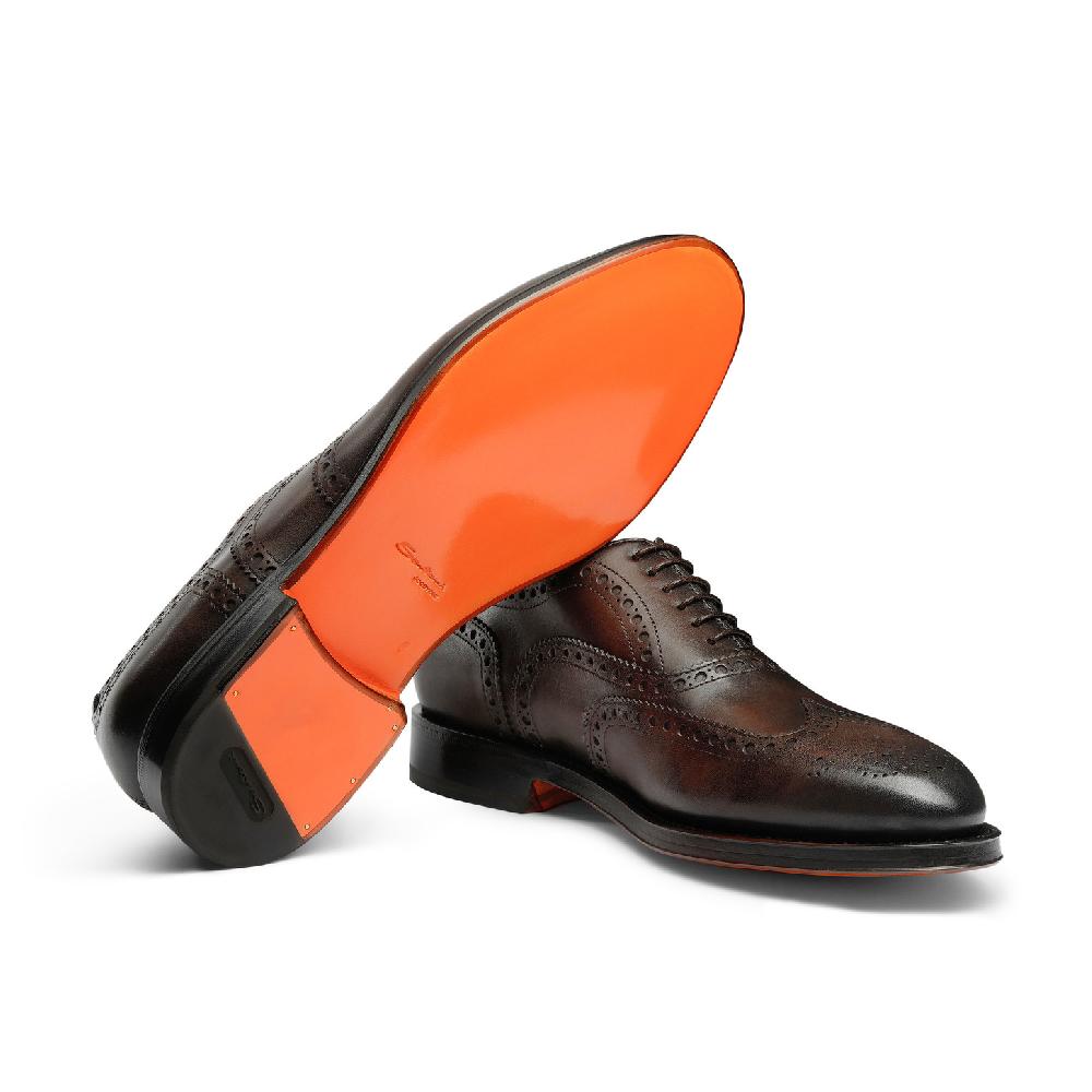 Santoni Stringata oxford brogue da uomo in pelle anticata marrone In Linea