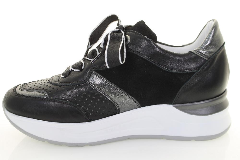 Soffice Sogno Sneaker in pelle con lacci Saldi Di Fabbrica