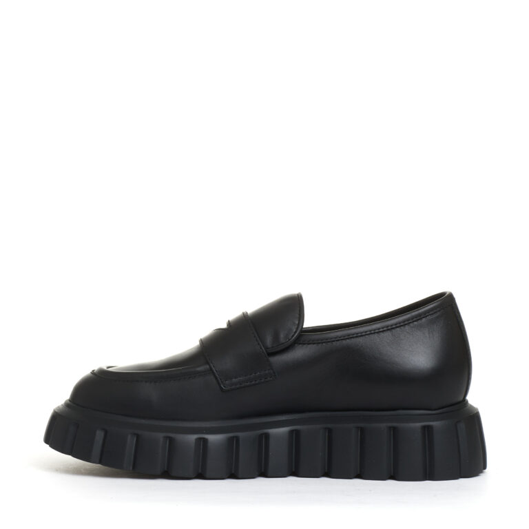 Sorelle Perego mocassino pelle nera fondo in gomma Promozione