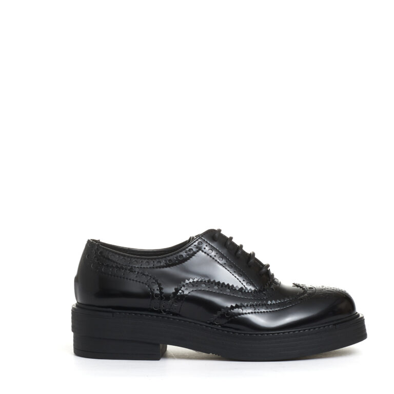 Sorelle Perego stringata con bucature pelle nera Presa