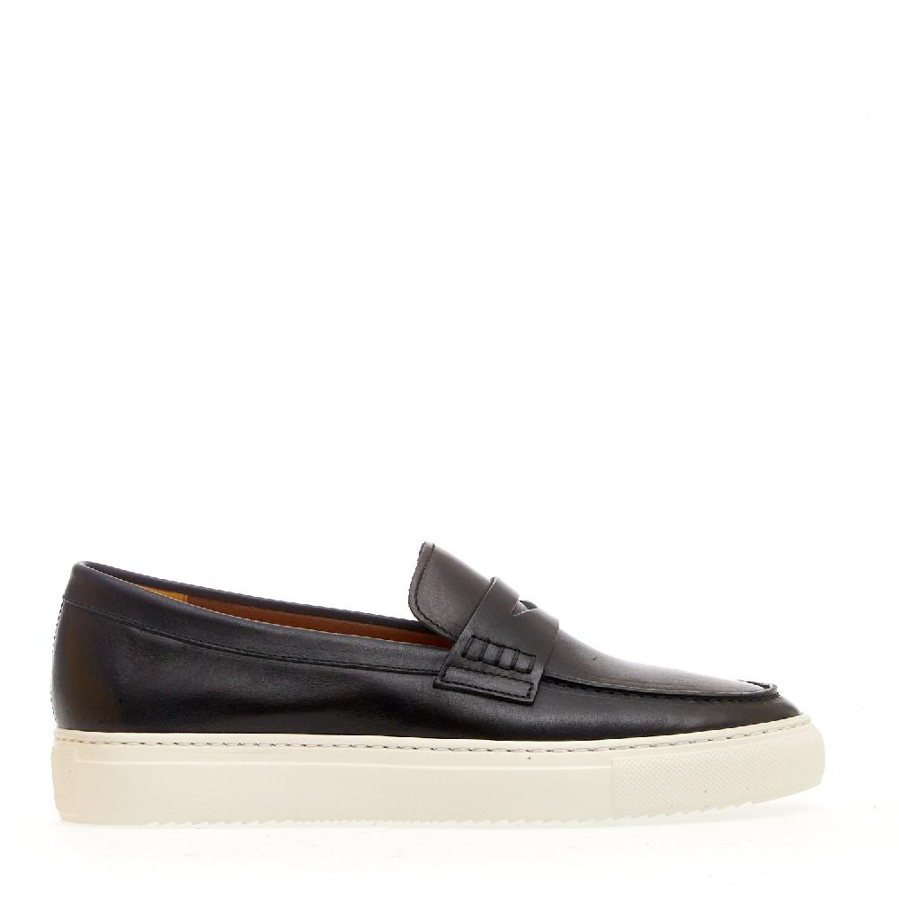 Sorelle Perego slipon pelle blu fondo bianco